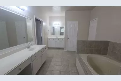 14902 Arvonshire Court, Houston, TX 77049 - Photo 15