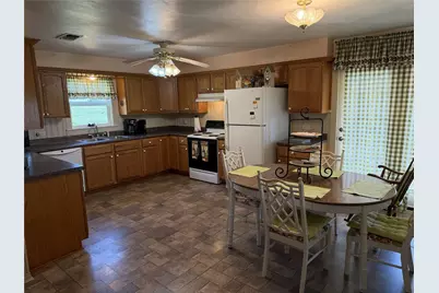 215 County Road 233, Hallettsville, TX 77964 - Photo 21