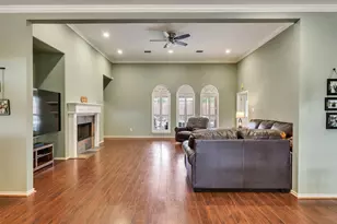 604 Westview Terrace Dr, Sealy, TX 77474 - Photo 17