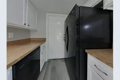 7717 Intrepid Street, Houston, TX 77072 - Photo 5