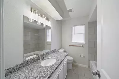 904 1/2 Ellena Road, Houston, TX 77076 - Photo 7