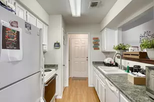 2525 Longmire Dr, College Station, TX 77845 - Photo 7