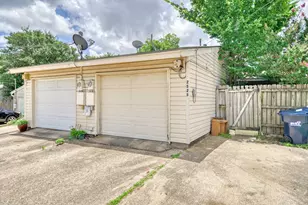 2525 Longmire Dr, College Station, TX 77845 - Photo 17