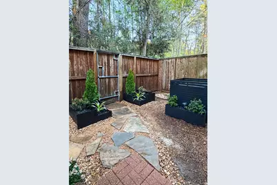 158 N Magnolia Pond Place #158E, The Woodlands, TX 77381 - Photo 25