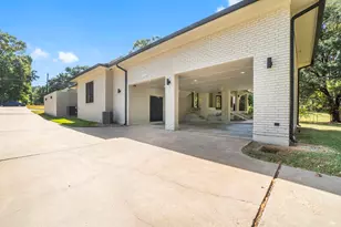 132 Mockingbird Ln, Livingston, TX 77351 - Photo 41