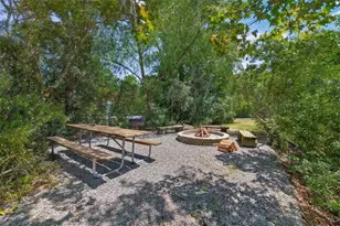 8 Smith Loop S, Cleveland, TX 77327 - Photo 23