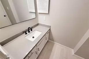 8299 Cambridge St, Houston, TX 77054 - Photo 27