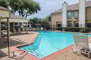 8299 Cambridge St, Houston, TX 77054 - Photo 3