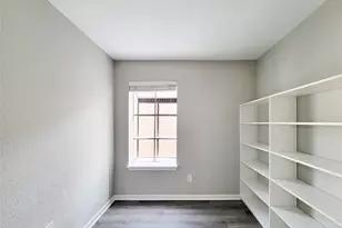 8299 Cambridge St, Houston, TX 77054 - Photo 21