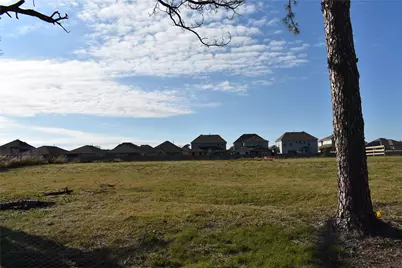 4116 Leslies Way, Dickinson, TX 77539 - Photo 3