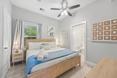 1022 Avenue L, Galveston, TX 77550 - Photo 39