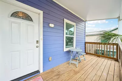 1022 Avenue L, Galveston, TX 77550 - Photo 7