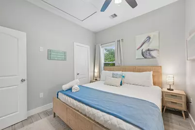 1022 Avenue L, Galveston, TX 77550 - Photo 43