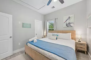 1022 Avenue L, Galveston, TX 77550 - Photo 43