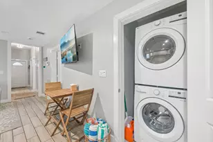 1022 Avenue L, Galveston, TX 77550 - Photo 49