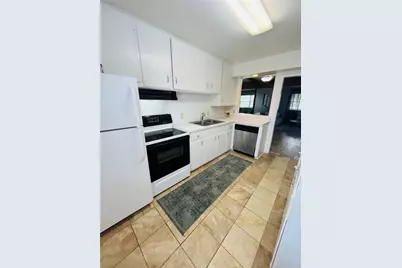 11609 Chimney Rock Road, Houston, TX 77035 - Photo 5