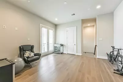 10914 Brookeshire Chase Lane, Houston, TX 77043 - Photo 45