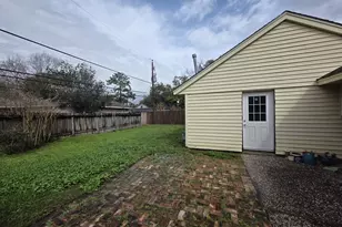 2623 Hollow Hook Rd, Houston, TX 77080 - Photo 27