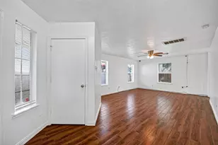 4403 Sprangletop Ave, Baytown, TX 77521 - Photo 7