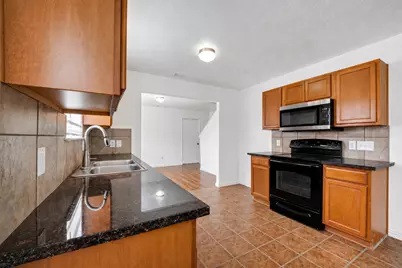 4403 Sprangletop Avenue, Baytown, TX 77521 - Photo 15