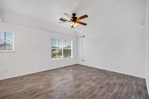 4403 Sprangletop Ave, Baytown, TX 77521 - Photo 23