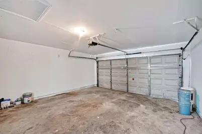 4403 Sprangletop Avenue, Baytown, TX 77521 - Photo 35