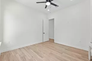 224 Cripple Creek Ln, Angleton, TX 77515 - Photo 31