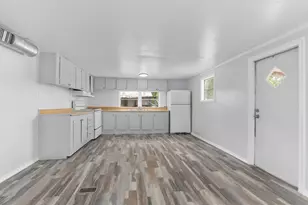 1714 Massey Tompkins Rd, Baytown, TX 77521 - Photo 13