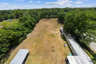 1714 Massey Tompkins Rd, Baytown, TX 77521 - Photo 33
