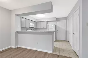 16800 Sugar Pine Dr, Houston, TX 77090 - Photo 13