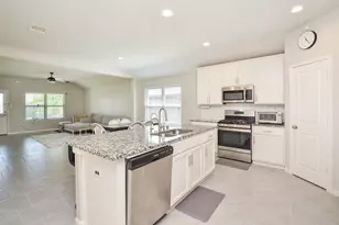 3023 Vales Pt, Fresno, TX 77545 - Photo 5