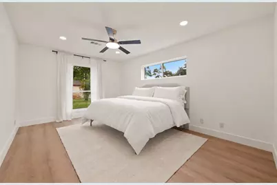 10111 Kerrwood Lane, Houston, TX 77080 - Photo 15