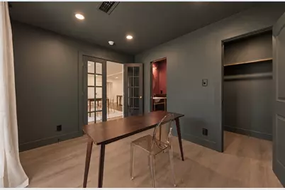 10111 Kerrwood Lane, Houston, TX 77080 - Photo 9