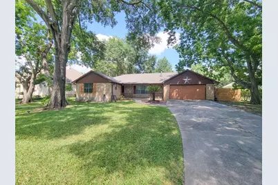 10282 Valley Drive S, Willis, TX 77318 - Photo 3