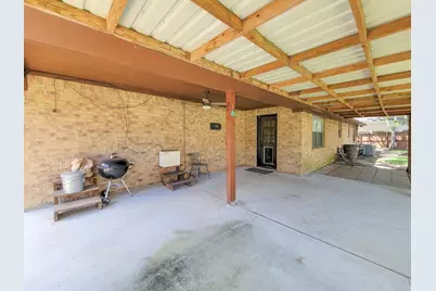 10282 Valley Drive S, Willis, TX 77318 - Photo 39