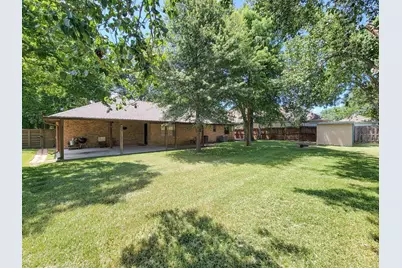 10282 Valley Drive S, Willis, TX 77318 - Photo 41