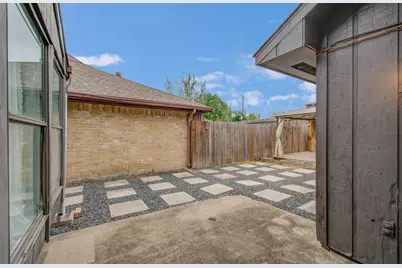 6823 Puerta Vista Lane, Houston, TX 77083 - Photo 41