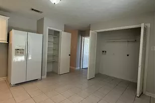 9503 Homeland Dr, Houston, TX 77083 - Photo 9