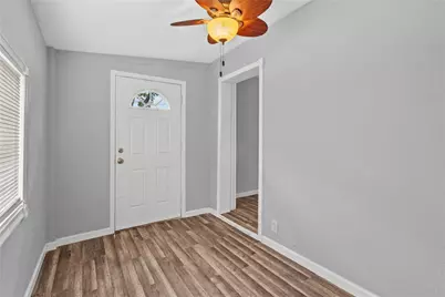 1101 8th Avenue N, Texas City, TX 77590 - Photo 5