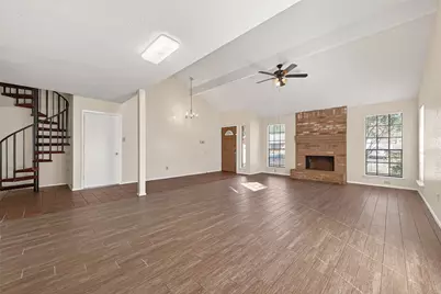 1910 Brushy Creek Drive, Sugar Land, TX 77478 - Photo 7