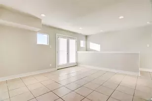 9133 Creekstone Lake Dr, Houston, TX 77054 - Photo 25