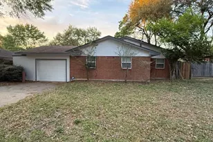 584 Elm St, Prairie View, TX 77484 - Photo 11