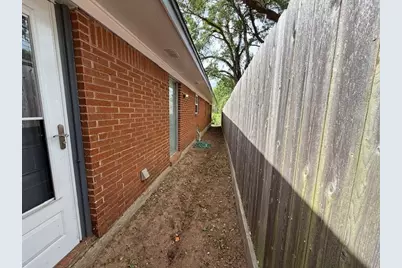584 Elm Street, Prairie View, TX 77484 - Photo 13