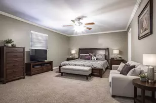 584 Elm St, Prairie View, TX 77484 - Photo 7