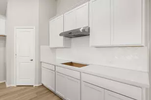 1447 Florecer Ln, Magnolia, TX 77354 - Photo 5