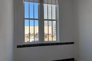 2102 Mechanic St, Galveston, TX 77550 - Photo 3