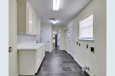 1928 Greentree Drive, Huntsville, TX 77340 - Photo 17