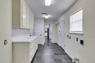 1928 Greentree Dr, Huntsville, TX 77340 - Photo 17