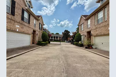 2806 Briarhurst Park, Houston, TX 77057 - Photo 27