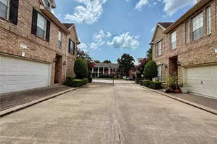 2806 Briarhurst Park, Houston, TX 77057 - Photo 27
